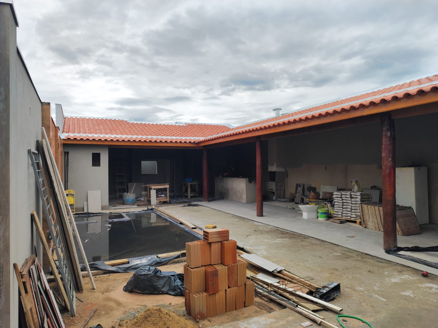 Obra residencial em execução acompanhada pela RDC Constrói
